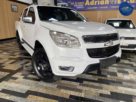 CHEVROLET S10 2.4 LTZ 4X2 CD 8V FLEX 4P MANUAL CHEVROLET S10 2.4 LTZ 4X2 CD 8V FLEX 4P MANUAL